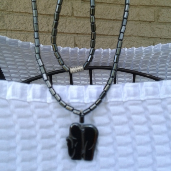 Elephant Hermatite Neclace. - Picture 2 of 8